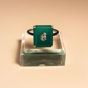 Emerald Green Square Ring with Diamond Accent